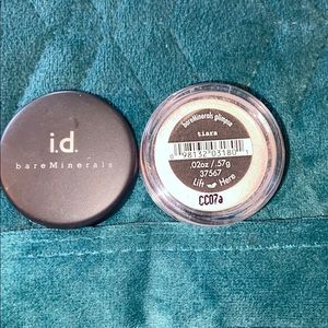 Bare Minerals eyeshadow. Tiara